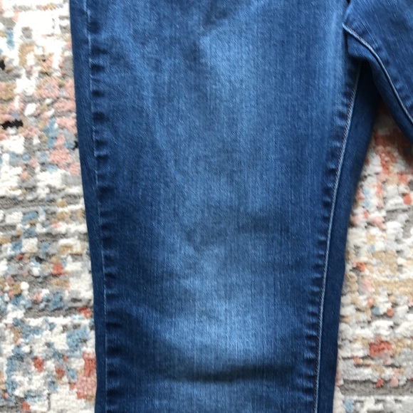 Levi’s size 6 P so comfy look great on. Great condition - Picture 8 of 11